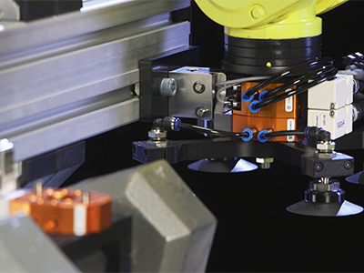 Automatically exchange robotic end-of-arm tooling. ATI offers a wide variety of Tool Changer models for almost any size robot or application type
