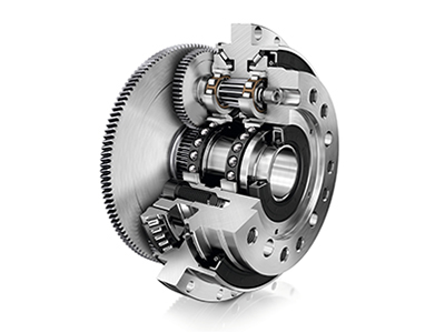 Schaeffler’s PSC gear unit: Nine sizes, nominal torques of 300 to 7000 Nm, variants with solid and hollow shafts, and an extensive modular system combine to cover an extremely broad range of applications. 